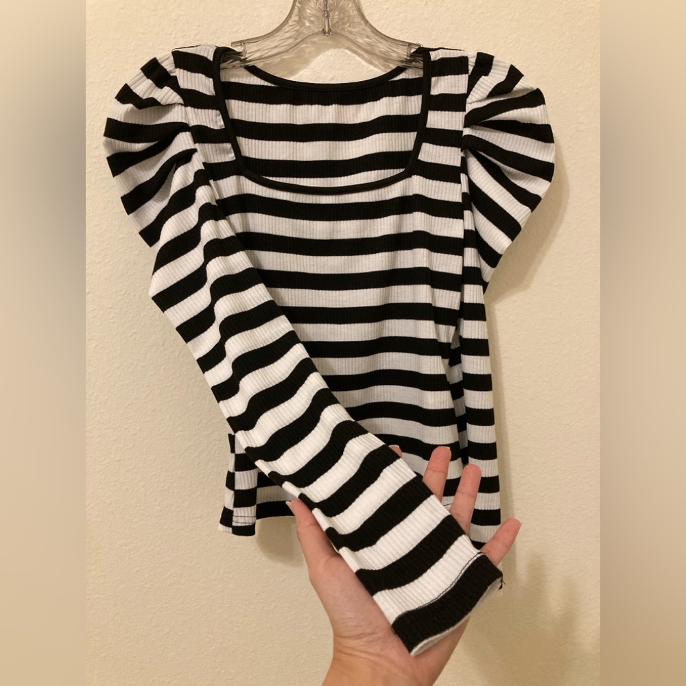 Emery Rose Black White Striped Puff Sleeve Top Size S - Picture 7 of 7